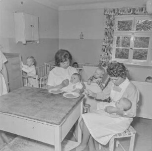 Kinderkrippe : Wilthen. Kinderkrippe