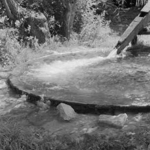 Wasserauffangbecken in Kostenec im Südwesten Bulgariens