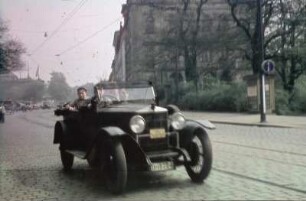 Oldtimer auf der Antonstraße, Nähe Neustädter Bahnhof zur Veteranenrallye in Dresden 1962