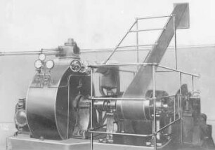 Dampfturbine, 250 PS, für direkten Riemenantrieb (Maffei-Schwartzkopff-Werke GmbH) : Technikgeschichte | Maschinenbau | Kraftmaschinen | Dampfturbinen