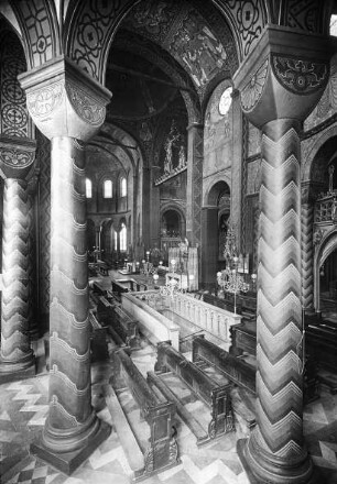 Köln, St. Maria im Kapitol, Querschiff, nach NO
