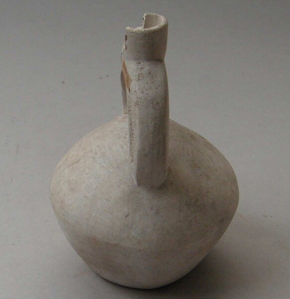 Clay vessel