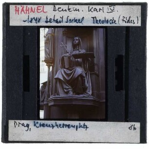 Prag, Denkmal für Karl IV. : Allegorie der Theologie (Fides)