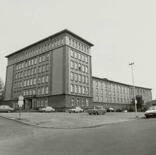 Glauchau, Technische Hochschule (heute: Staatliche Studienakademie Glauchau), Straßenansicht