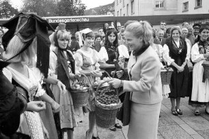 Ermittlung des 6 millionsten Besuchers der Bundesgartenschau.