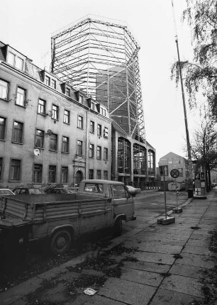 Heizkraftwerk Mitte, Demontage Kühlturm, 1993