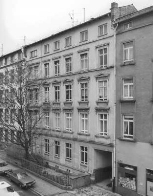 Mietshaus; Frankfurt, Uhlandstraße 38