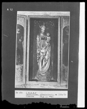 Altarschrein: Madonna