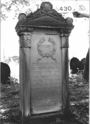 Grabstein 430