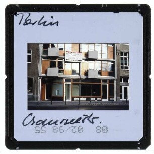 Berlin, Wohn- und Geschäftshaus Chausseestraße 26