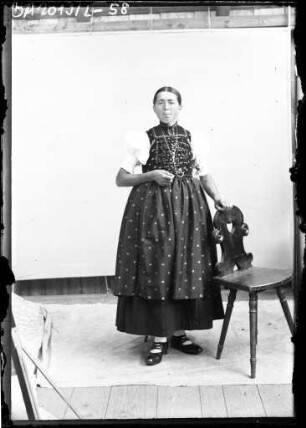 Frau in Tracht