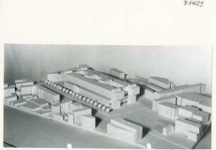 Justizgebäude, München-Maxvorstadt (Diplomarbeit bei Peter Poelzig): Modellfoto