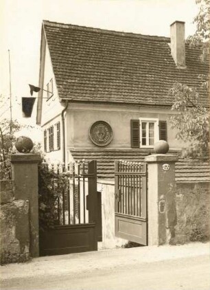 Dresden-Hosterwitz, Dresdner Straße 22. Landhaus Carl Maria von Webers (hier schuf Weber 1820 und 1825 seine Opern Freischütz und Oberon)