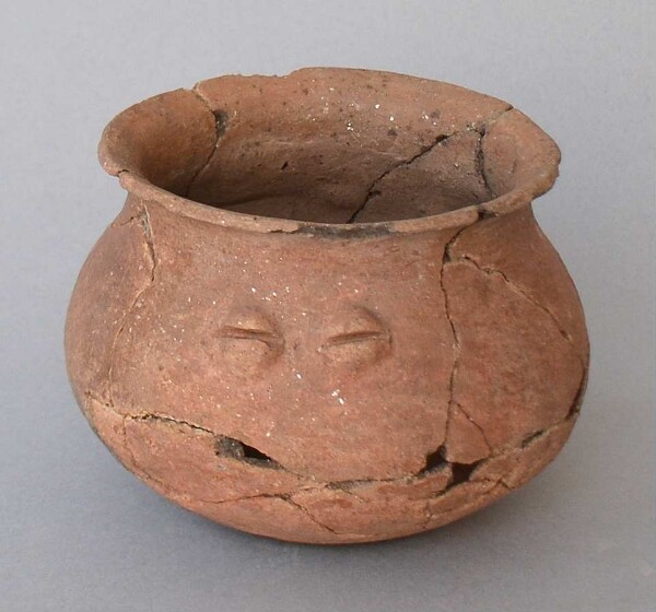 Clay vessel