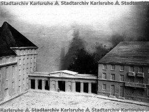 Beichel, Friedrich. Haupteingang des Stadtgartens