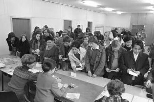 Anmeldung für das 1. Semester 1977 an der Volkshochschule Karlsruhe
