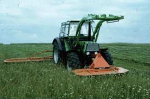 Fotografie: Futtererntetechnik, Mähwerk, Scheibenmähwerk, Frontmähwerk