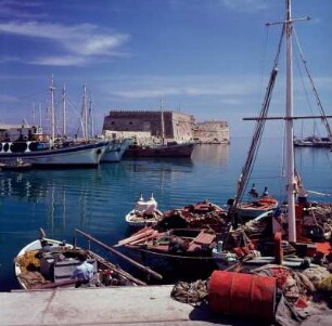 Iraklion. Kastell und Venezianerhafen