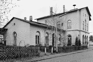 Bahnhof (Massivbau); Mühlheim, Dammstraße