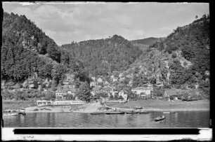 Sächsische Schweiz, Blick auf Schmilka an der Elbe