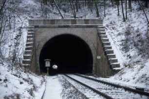 Mittelrot Käppelesbergtunnel Westportal