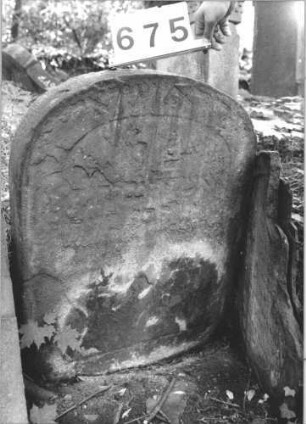 Grabstein 675