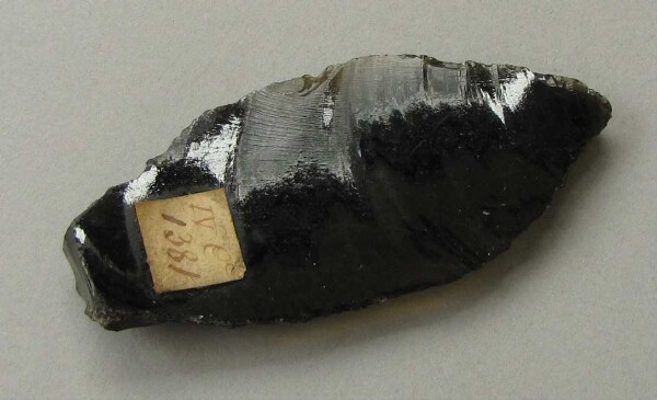 Obsidian tip