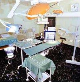 Operationssaal in der Charité in Berlin (Ost)