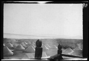 Nador (Marokko): Blick auf das Lager vom Observationsturm