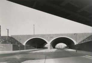 Reichsbahnbrücke Halenseestr. Berlin, Deutschland, 1934-1936