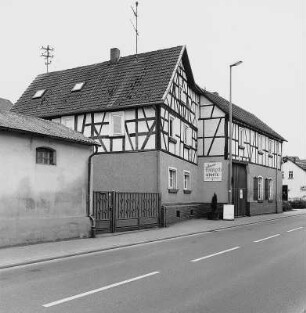 Taunusstein, Aarstraße 67