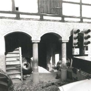 Colditz-Möseln, Seuphaner Straße 11. Vierseithof (2. H. 19. Jh.). Stallgebäude. Kumthalle (Hofseite)