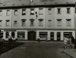 Glauchau, Schloßplatz 4, Wohn- und Geschäftshaus, Straßenfront