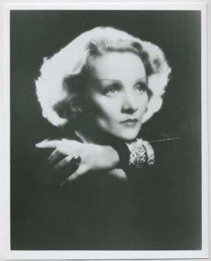 Marlene Dietrich (Los Angeles, 1932) (Archivtitel)