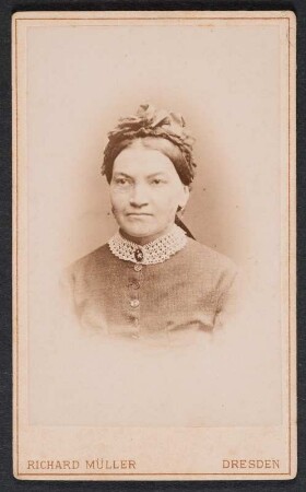 Frauenporträt (Tante Malchen) : Frauenporträt (Tante Malchen)