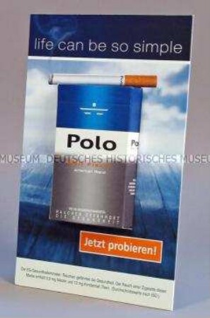 Werbeaufsteller mit Zigarettenschachtel für "Polo"-Zigaretten