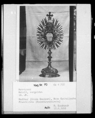 Monstranz : Monstranz. Metall, vergoldet. 18. Jahrhundert. Radibor, Kirche Maria Rosenkranzkönigin (Neue Pfarrkirche)