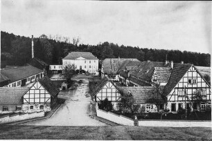 Sachgesamtheit Hof Lauterbach (Hofgut); Vöhl, Hof Lauterbach 1, Teichgarten, Hof Lauterbach 8, Hof Lauterbach 7, Hof Lauterbach 6, Hof Lauterbach 5, Hof Lauterbach 4, Hof Lauterbach 3, Hof Lauterbach 2, Hof Lauterbach, Hinter dem Teichgarten, Die große Wiese, Am Mühlweg