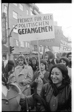 Kleinbildnegativ: Demonstration, 1973