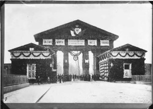 Karlsruhe Ettlinger Tor Platz Ettlinger Tor mit Festschmuck als Siegespforte für die rückkehrenden Soldaten