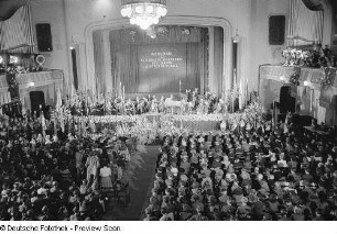 Podium und Publikum der Bachfeier