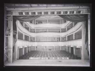 Stadttheater, Leoben: Zuschauerraum (Negativ zu Inv. Nr. TBS 189,03)
