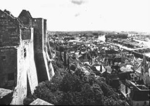 Chinon, Blick vom Schloss auf die Altstadt
