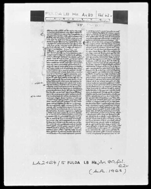 Biblia Latina — Initialen I und E, Folio 62verso