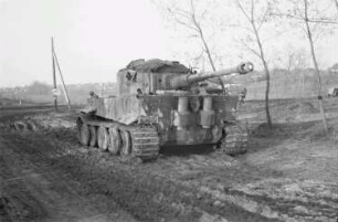 Zweiter Weltkrieg. Frontbilder. Russland. Panzer