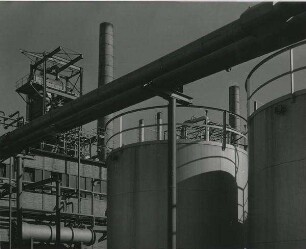 "Shell" (aus der Serie "Hamburg als Industrieplatz")
