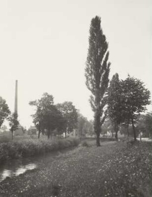Niederschindmaas. Mühlgraben und Mühle. Blick stromauf