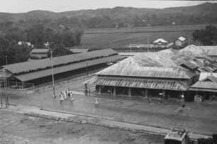 Markthalle von Tarutung : Blick auf das Gebäude der Markthalle von Tarutung