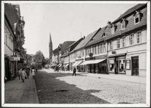 Heilbad Heiligenstadt. Wilhelmstraße. Blick nach Westen