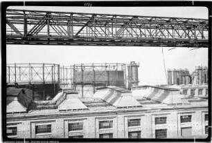 Bau Me 2 Kontaktgasanlage, Me 6 Wasserwerk und Luftzentrale, Me 503, 504 Gasbehälter, Brücke von Bau Me 3 nach Bau Me 103